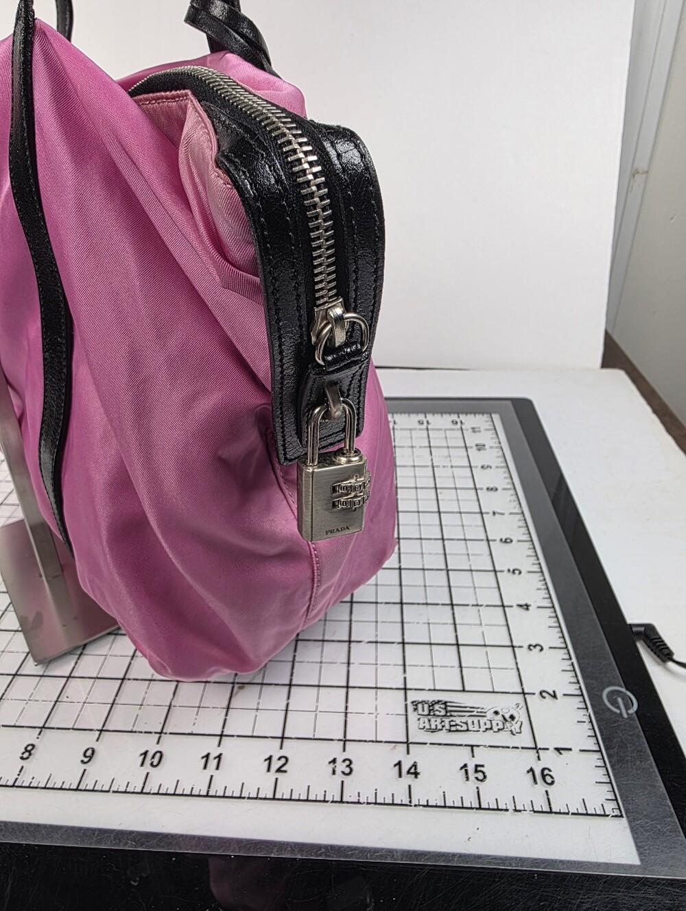 Prada Vintage Pink Nylon Bag With Original Zipper Lock W Combo - Picture 3 of 15